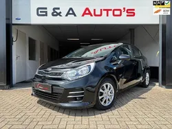 Zwart Gebruikt 2017 Kia Rio Hatchback | € 8.995 (Eerlijke prijs)