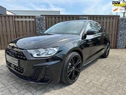 Zwart Gebruikt 2022 Audi A1 Sportback S-Line Hatchback | € 31.950 (Duur)