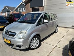 Grijs Gebruikt 2006 Opel Meriva Essentia MPV | € 1.399 (Goede deal)