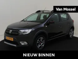 Zwart Gebruikt 2019 Dacia Sandero Stepway Hatchback | € 11.740 (Eerlijke prijs)
