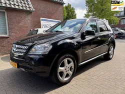 Zwart Gebruikt 2008 Mercedes ML320 SUV | € 7.400 (Goede deal)