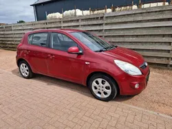 Rood Gebruikt 2009 Hyundai i20 Hatchback | € 2.950 (Eerlijke prijs)