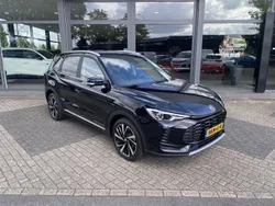Zwart Gebruikt 2025 MG ZS Luxury Sedan | € 32.740