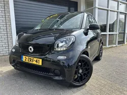 Zwart Gebruikt 2015 Smart ForTwo Coupé Passion Hatchback | € 6.949