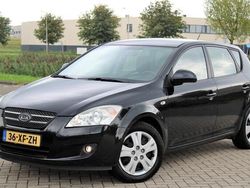 Zwart Gebruikt 2007 Kia Ceed Hatchback | € 4.950 (Iets duurder)