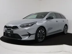 Dark penta metal (donker grijs metallic) Nieuw 2025 Kia Ceed Sportswagon Stationwagen | € 30.690 (Super prijs)