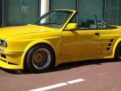 Geel Gebruikt 1987 BMW 325 Cabriolet | € 53.500