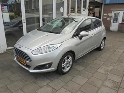 Grijs Gebruikt 2015 Ford Fiesta Titanium Hatchback | € 6.950 (Eerlijke prijs)