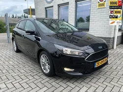Zwart, metallic lak Gebruikt 2018 Ford Focus Trend Hatchback | € 14.750 (Eerlijke prijs)