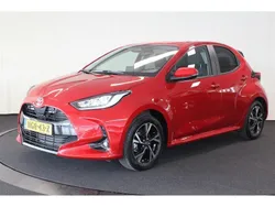 Rood Gebruikt 2024 Toyota Yaris Hatchback | € 25.900 (Duur)