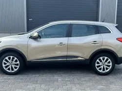 Bruin Gebruikt 2017 Renault Kadjar Zen SUV | € 16.750 (Duur)