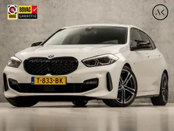Wit Gebruikt 2022 BMW 118 M Sport Hatchback | € 20.445 (Eerlijke prijs)