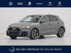 Grijs Gebruikt 2024 Audi A1 Sportback S-Line Hatchback | € 33.940 (Duur)