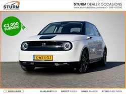 Witplatinum white Gebruikt 2021 Honda e Advance Hatchback | € 20.799 (Eerlijke prijs)
