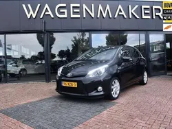Zwart Gebruikt 2012 Toyota Yaris Hybrid Hatchback | € 9.450 (Iets duurder)