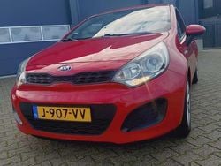 Gebruikt 2014 Kia Rio DREAM-TEAM Edition Sedan | € 3.650 (Goede deal)