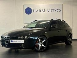 Zwart (metallic) Gebruikt 2010 Alfa Romeo 159 Ti Stationwagen | € 7.999 (Eerlijke prijs)