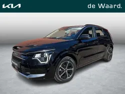 Zwart, metallic lak Nieuw 2025 Kia Niro 2 SUV | € 37.390 (Goede deal)