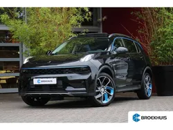 Zwart, metallic lak Gebruikt 2023 Lynk & Co 01 SUV | € 28.900 (Eerlijke prijs)