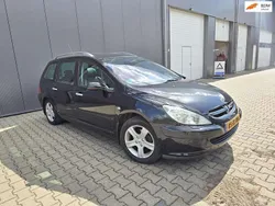 Zwart Gebruikt 2003 Peugeot 307 Stationwagen | € 1.599 (Eerlijke prijs)