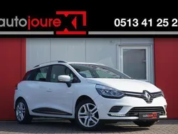 Wit Gebruikt 2020 Renault Clio GrandTour Zen Stationwagen | € 11.449 (Eerlijke prijs)