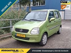 Groen Gebruikt 2001 Opel Agila Comfort Hatchback | € 999 (Eerlijke prijs)
