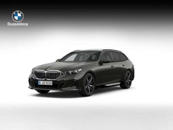 Grijs Nieuw 2025 BMW 520 Stationwagen | € 86.731 (Iets duurder)