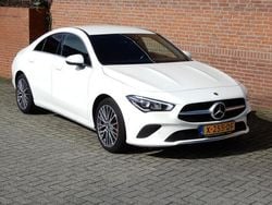 Wit, andere lak Gebruikt 2019 Mercedes CLA200 Business Sedan | € 27.950 (Goede deal)