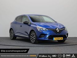 Blauw Gebruikt 2023 Renault Clio V Techno Hatchback | € 22.840 (Eerlijke prijs)