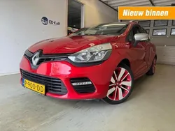 Rood, metallic lak Gebruikt 2015 Renault Clio GrandTour GT-Line Stationwagen | € 6.295 (Eerlijke prijs)