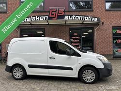 Wit Gebruikt 2017 Citroën Berlingo Comfort Sedan | € 4.249 (Super prijs)