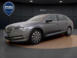 Grijs, metallic lak Gebruikt 2022 Skoda Superb Ambition Stationwagen | € 25.750 (Goede deal)