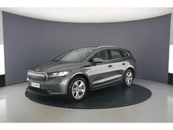 Graphite grey Gebruikt 2024 Skoda Enyaq iV Selection SUV | € 43.900