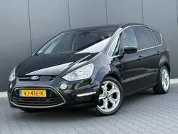 Zwart, metallic lak Gebruikt 2011 Ford S-MAX Individual MPV | € 7.495