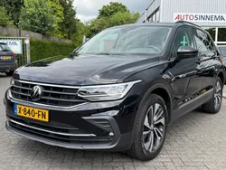 Zwart Gebruikt 2022 VW Tiguan Business+ SUV | € 33.949 (Super prijs)