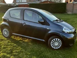 Brons Gebruikt 2010 Toyota Aygo Comfort Hatchback | € 2.800 (Eerlijke prijs)