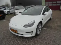 Wit Gebruikt 2022 Tesla Model 3 Sedan | € 34.999 (Duur)