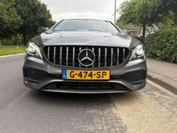 Grijs Gebruikt 2019 Mercedes CLA200 Prestige Sedan | € 24.995 (Eerlijke prijs)
