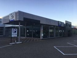 Blauw metallic Nieuw 2025 Mazda 2 Center-Line Hatchback | € 24.995 (Eerlijke prijs)