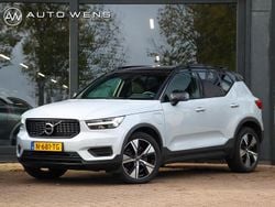 Grijs Gebruikt 2022 Volvo XC40 R-Design SUV | € 28.900 (Eerlijke prijs)
