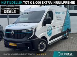 Wit Gebruikt 2024 Renault Master Van | € 44.102 (Duur)