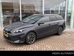 Grijs Gebruikt 2025 Kia Ceed Hatchback | € 35.995