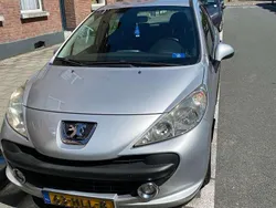 Zilver Gebruikt 2009 Peugeot 207 Hatchback | € 2.000 (Eerlijke prijs)