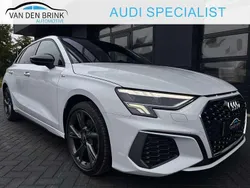 Wit Gebruikt 2022 Audi A3 Sportback e-tron S-Line Sedan | € 30.900 (Eerlijke prijs)