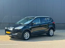 Zwart Gebruikt 2016 Ford Kuga Titanium SUV | € 17.900 (Eerlijke prijs)