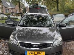 Grijs Gebruikt 2010 Kia Ceed MPV | € 2.450 (Super prijs)