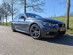 Grijs Gebruikt 2016 BMW 320 Sedan | € 18.250 (Goede deal)