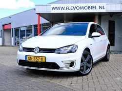 Wit Gebruikt 2015 VW Golf VII GTE Hatchback | € 11.950 (Goede deal)