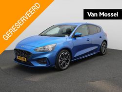 Blauw Gebruikt 2022 Ford Focus Business Edition Hatchback | € 22.845 (Eerlijke prijs)