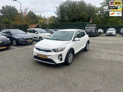 Wit Gebruikt 2021 Kia Stonic 3 SUV | € 14.950 (Super prijs)